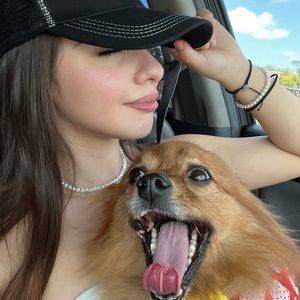 Meet your Posher, Samantha